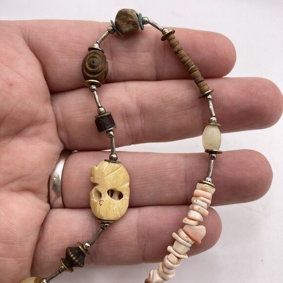 Vintage Carved, Scarab & Art Glass Beaded Silver Toned Necklace Fetish Stone - Picture 4 of 7